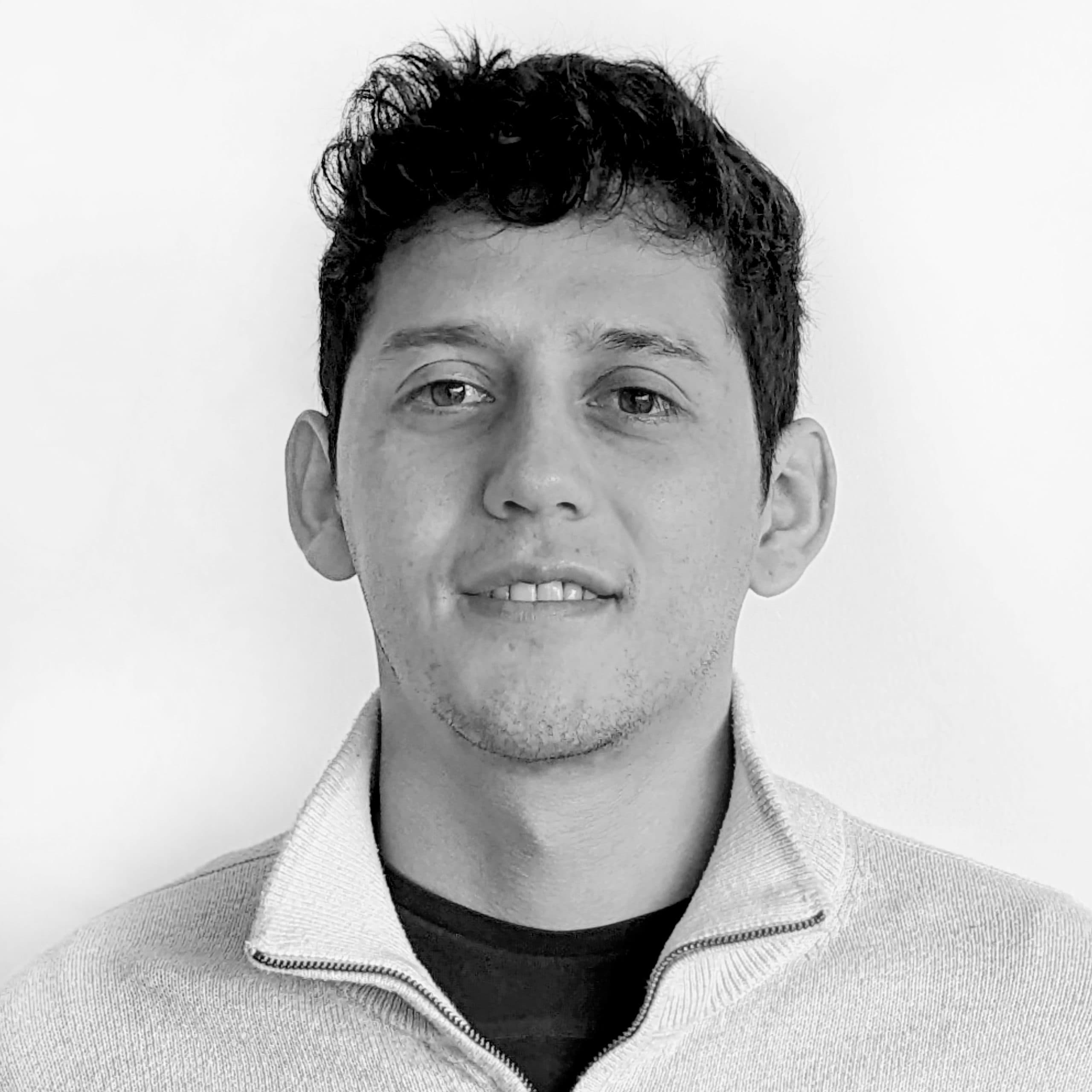 Martín Murriagui, Full-Stack Developer / AI Consultant at Senirop